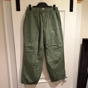 Kensie lightweight Olive Cargo Jogger Pants